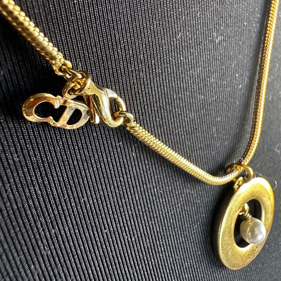 Christian Dior Gold Chain w Gold, Black Lacquer, and Pearl Circular Pendant - Picture 7 of 7